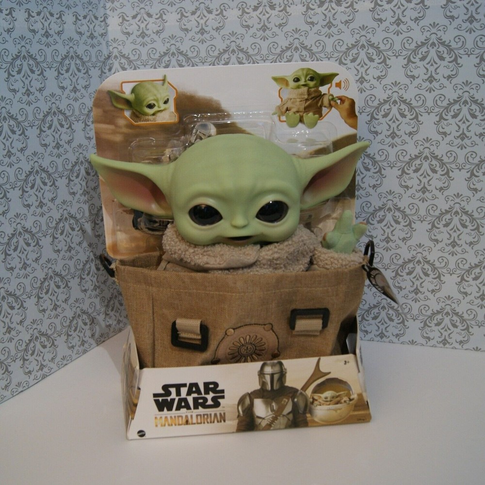 11" NEW Grogu Plush The Mandalorian The Child Makes Noises Convention Wearable - Picture 3 of 12